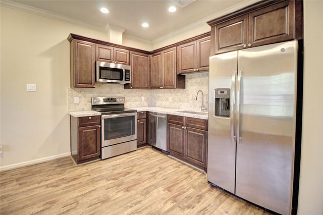 26152 Avenue E A, Montgomery, TX 77356