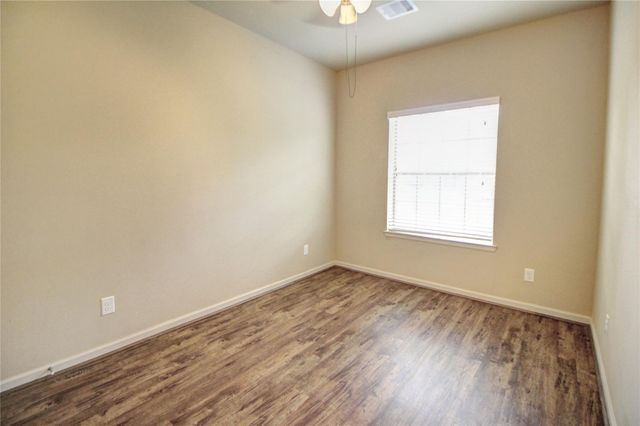 26152 Avenue E A, Montgomery, TX 77356