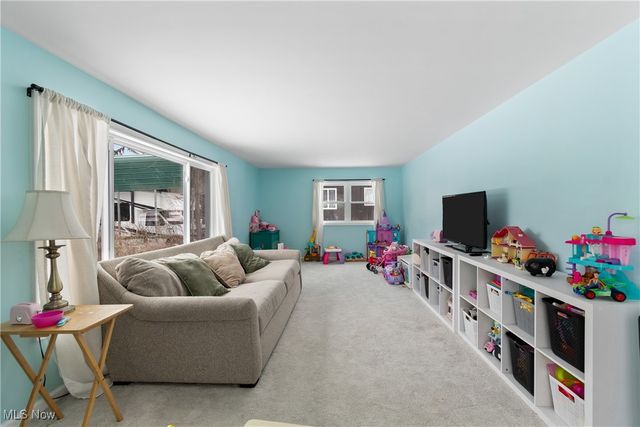 1718 Fernwood Boulevard, Alliance, OH 44601