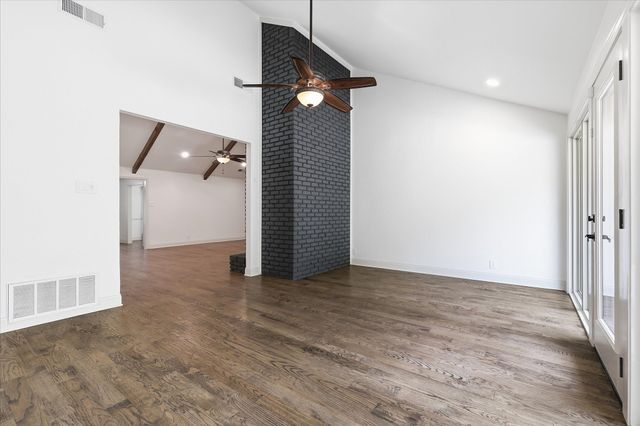1100 Yorkshire Drive, Carrollton, TX 75007
