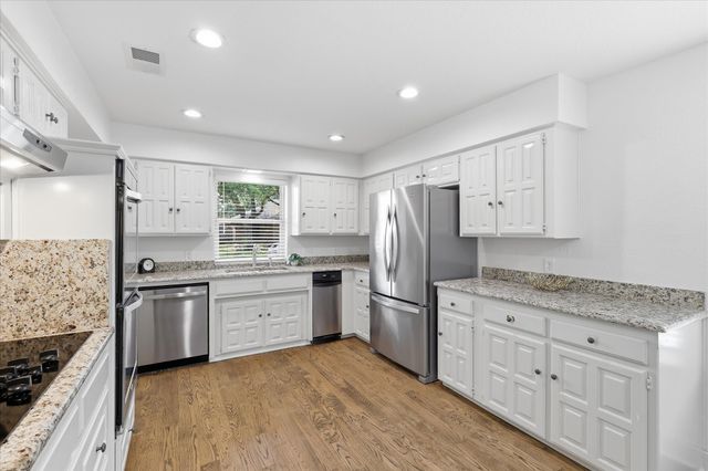 1100 Yorkshire Drive, Carrollton, TX 75007
