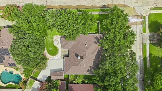 1100 Yorkshire Drive, Carrollton, TX 75007