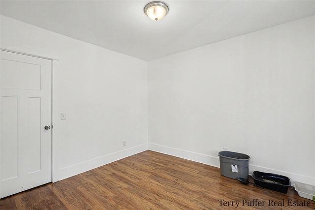 72 E Grand Avenue, Muskegon, MI 49442