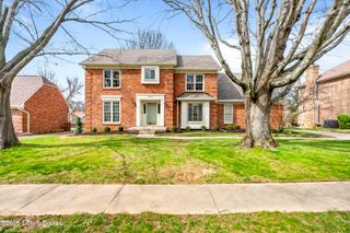 9805 Melissa Dr, Louisville, KY 40223