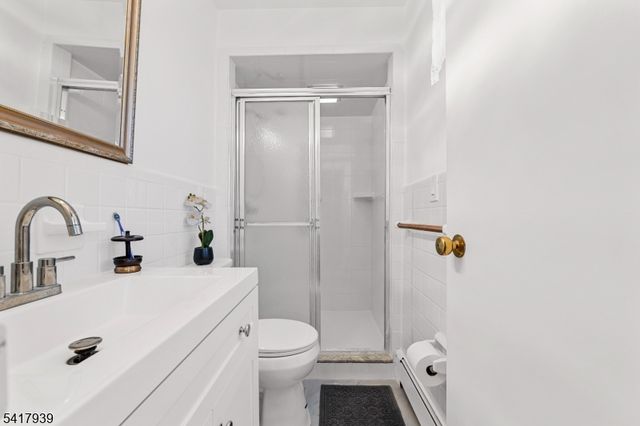 304 River Rd, East Hanover Twp., NJ 07936