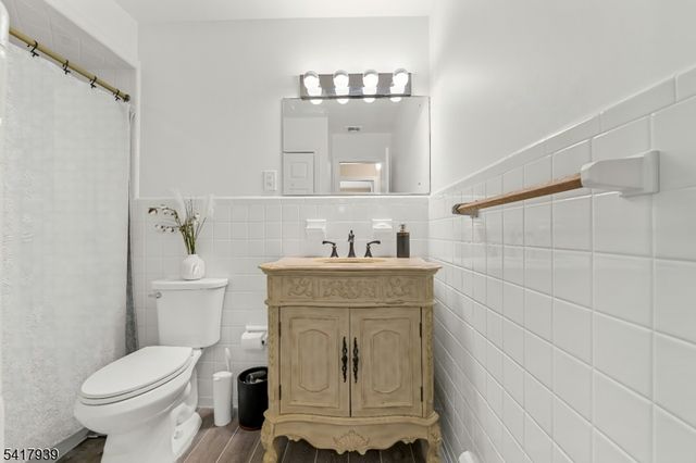 304 River Rd, East Hanover Twp., NJ 07936