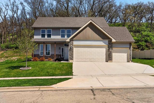 112 Valle Tell Drive, New Glarus, WI 53574