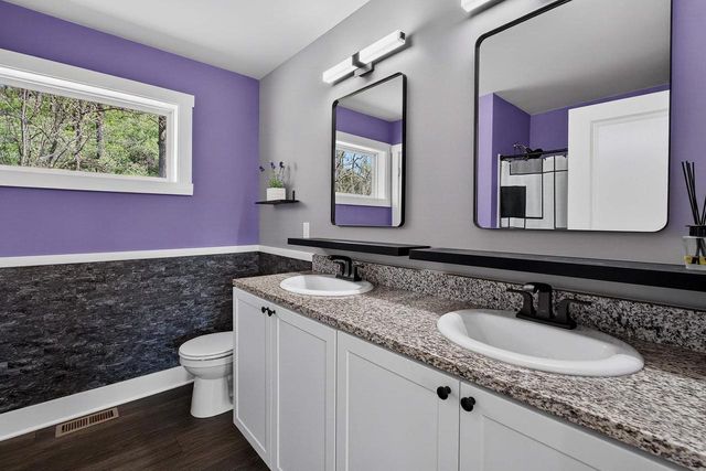 112 Valle Tell Drive, New Glarus, WI 53574