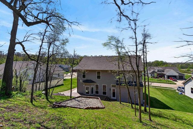 112 Valle Tell Drive, New Glarus, WI 53574