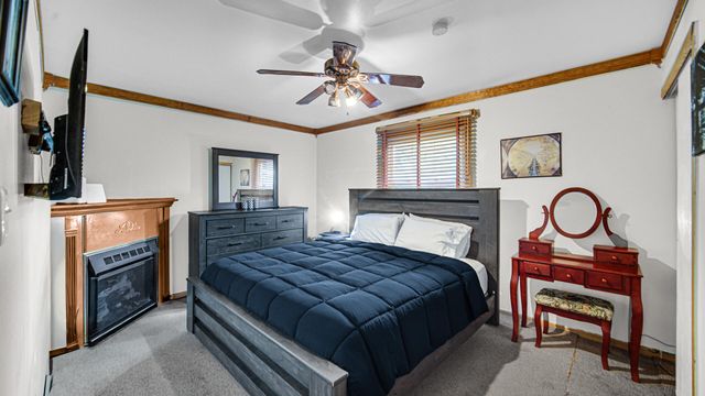 7463 Hendricks Street, Merrillville, IN 46410