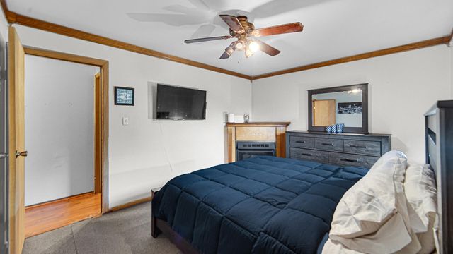 7463 Hendricks Street, Merrillville, IN 46410