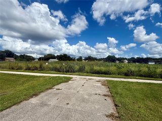 5601 N PINE HILLS ROAD, Orlando, FL 32810