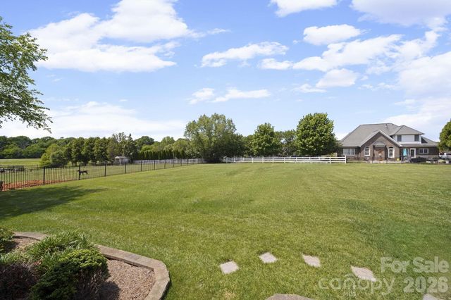 600 Ivah Lee Way 24, Monroe, NC 28110