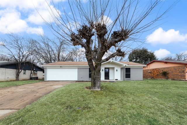 5645 Comer Drive, Fort Worth, TX 76134