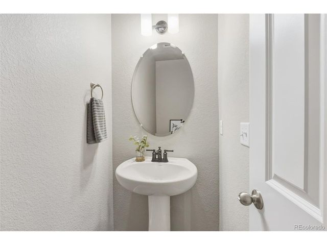 1488 Coral Pl, Longmont, CO 80504