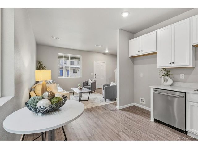 1488 Coral Pl, Longmont, CO 80504