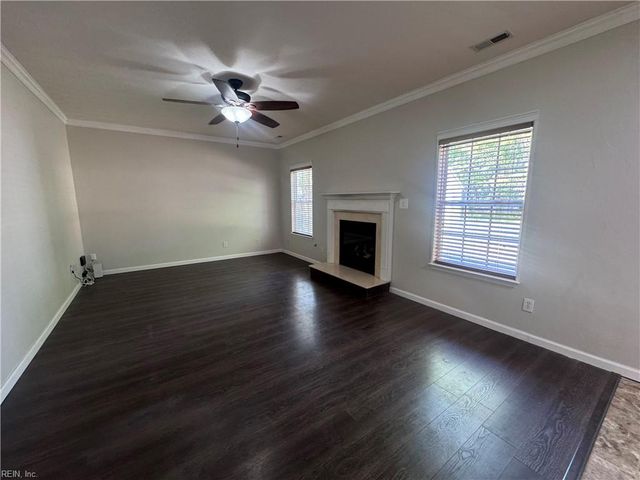109 Bishops CT, Chesapeake, VA 23323