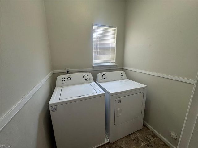 109 Bishops CT, Chesapeake, VA 23323