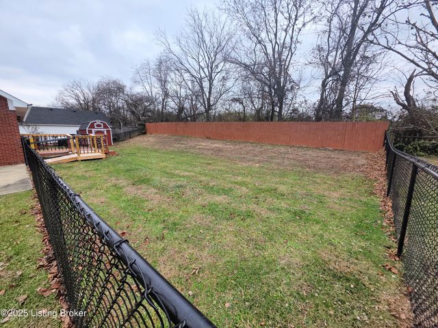 140 Benelli Dr, Bardstown, KY 40004