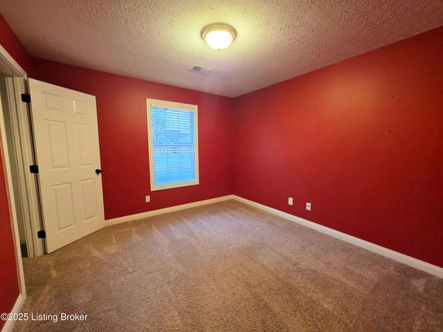 140 Benelli Dr, Bardstown, KY 40004