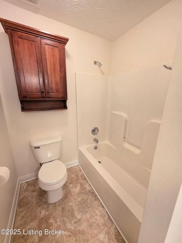 140 Benelli Dr, Bardstown, KY 40004