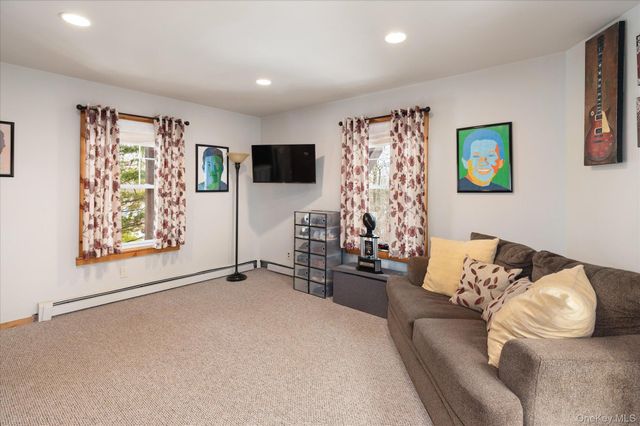 84 Hemlock Road, South Salem, NY 10590