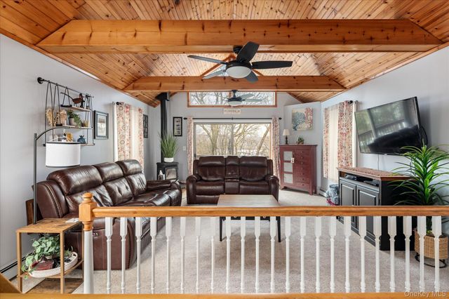 84 Hemlock Road, South Salem, NY 10590