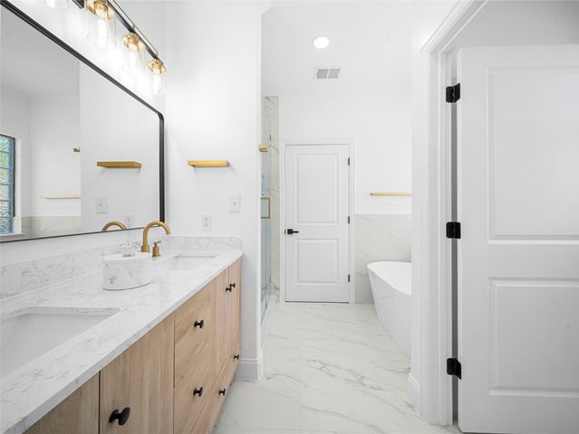 5209 Evans Ave A, Austin, TX 78751