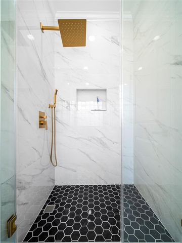 5209 Evans Ave A, Austin, TX 78751