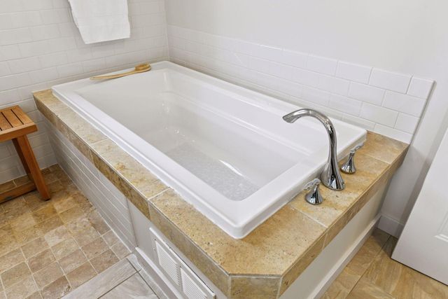 5515 Colfax Avenue S, Minneapolis, MN 55419