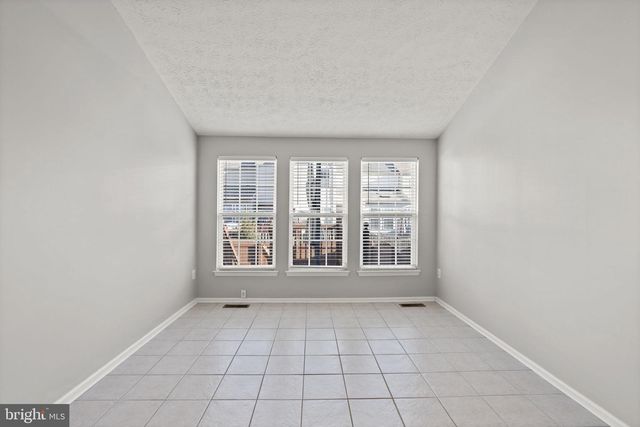 5030 FINSBURY RD, Rosedale, MD 21237