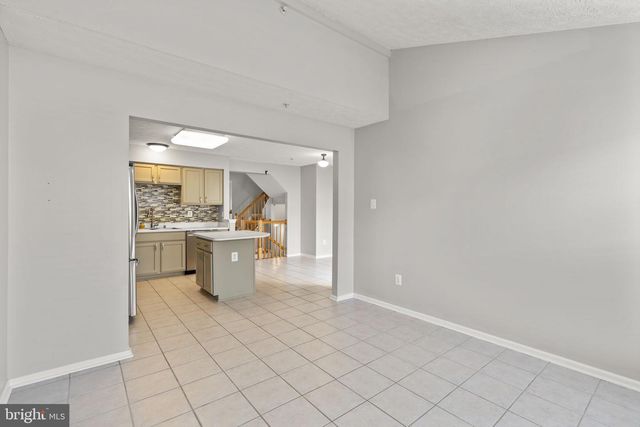 5030 FINSBURY RD, Rosedale, MD 21237