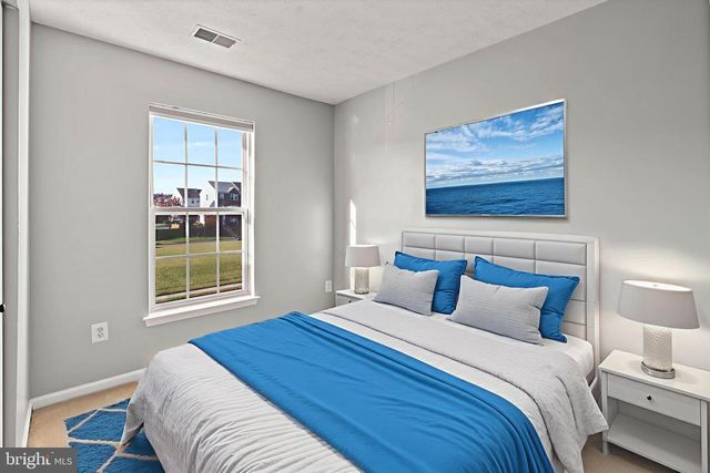 5030 FINSBURY RD, Rosedale, MD 21237