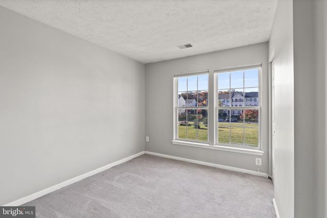 5030 FINSBURY RD, Rosedale, MD 21237