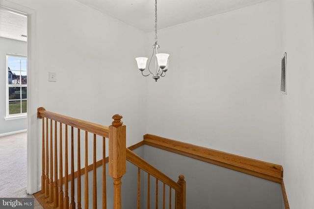 5030 FINSBURY RD, Rosedale, MD 21237