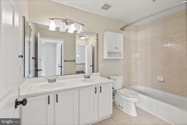 5030 FINSBURY RD, Rosedale, MD 21237