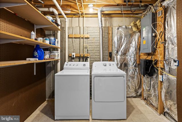 5030 FINSBURY RD, Rosedale, MD 21237