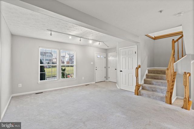 5030 FINSBURY RD, Rosedale, MD 21237