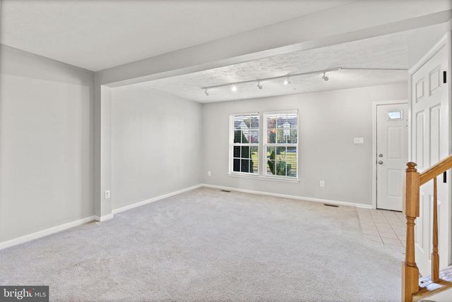 5030 FINSBURY RD, Rosedale, MD 21237