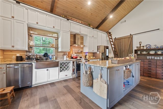 1041 River Farm Way, Madison, GA 30650