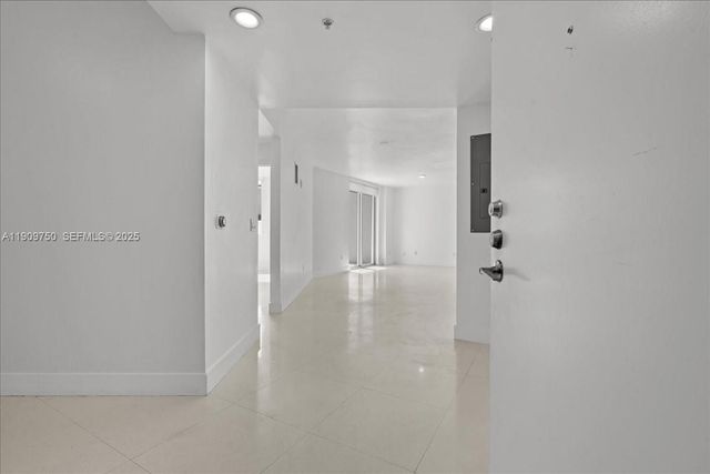 3030 NE 188 Street 604, Aventura, FL 33180