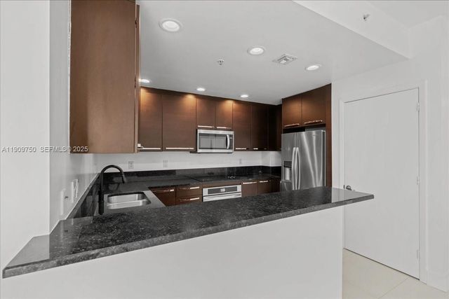 3030 NE 188 Street 604, Aventura, FL 33180