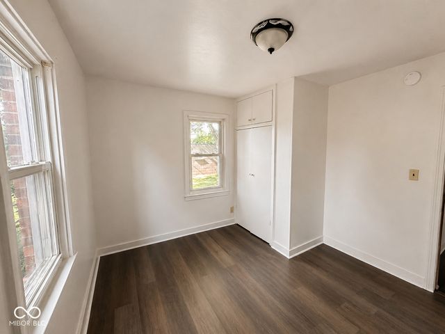 208 E 35th Street, Anderson, IN 46013