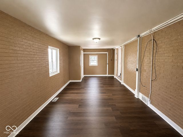 208 E 35th Street, Anderson, IN 46013
