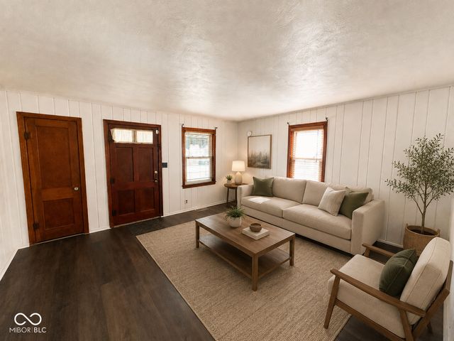 208 E 35th Street, Anderson, IN 46013
