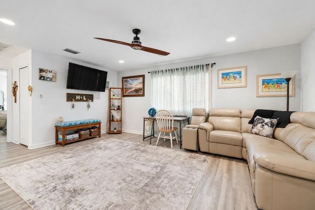 7835 SE Heritage Boulevard, Hobe Sound, FL 33455