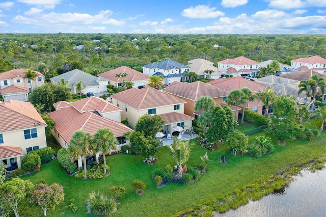 7835 SE Heritage Boulevard, Hobe Sound, FL 33455