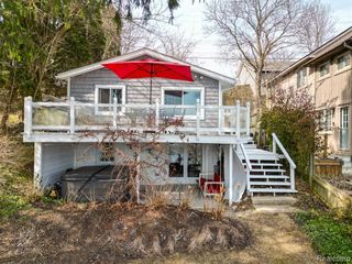 775 Central Drive, Lake Orion, MI 48362