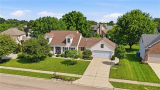 785 Pinehurst Drive, Tipp City, OH 45371