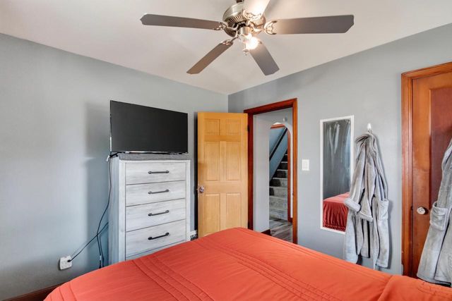 8925 W Cleveland AVENUE, West Allis, WI 53227